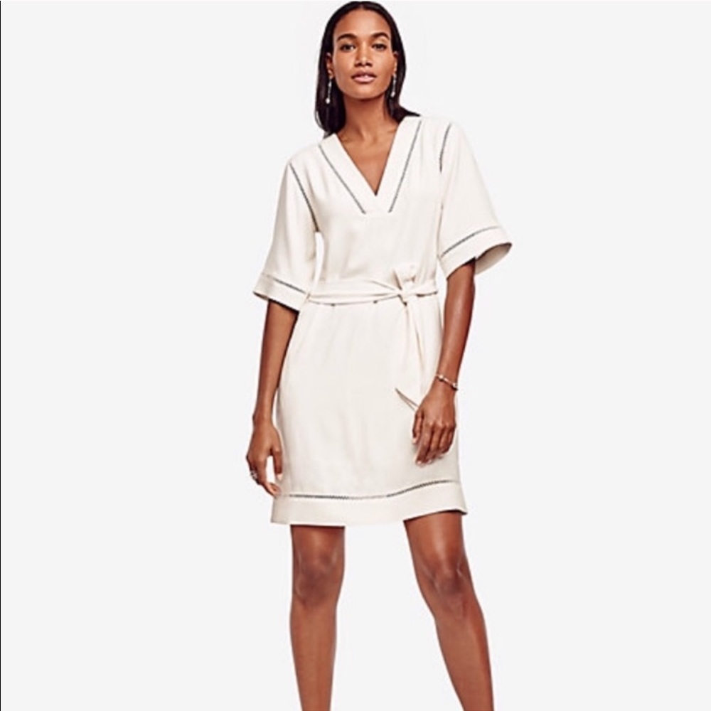 Ann Taylor Etched Hem Kimono Dress